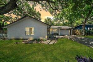 1921 Parkside Ln, Austin, Texas 78745