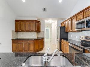 30 Wildwood Dr #174, Georgetown, TX 78633