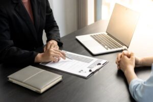 How do I choose the best real estate agent for me? | Insider Guide