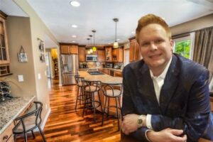 Real Estate Experience: How My Advanced Knowledge and Education Set Me Apart